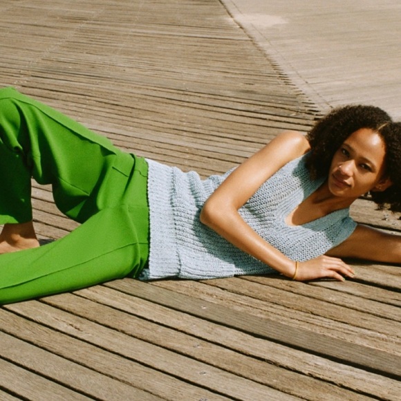 ZARA Preppy & Smart Sweater Vest with ribbed V neckline in beautiful baby blue🔥 - Picture 9 of 13
